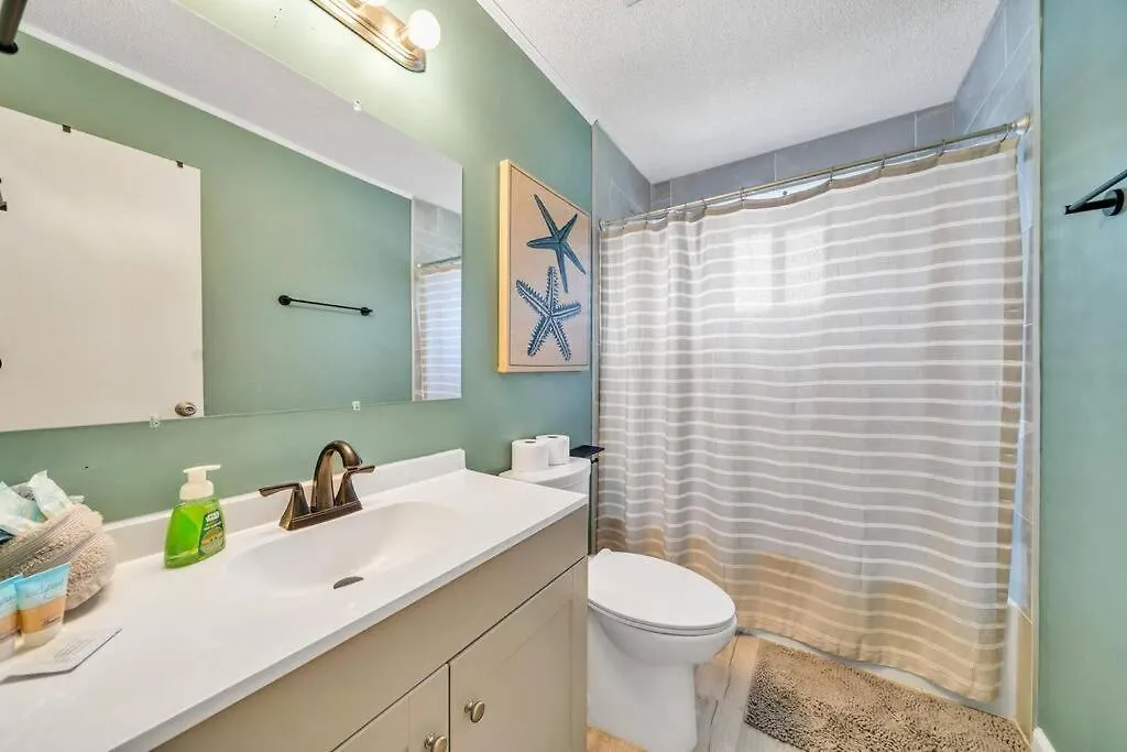Nearby Beach L Friends & Family L Pet-Friendly Panama City Beach 0*,