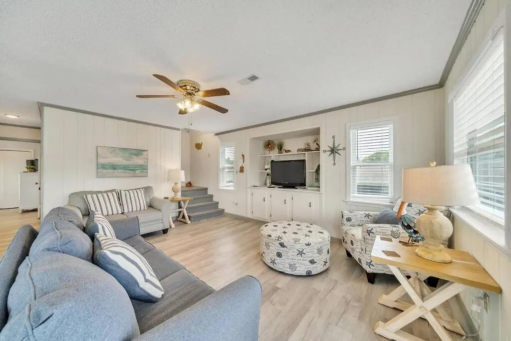 Nearby Beach L Friends & Family L Pet-Friendly Panama City Beach
